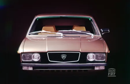 lancia_gamma_berlina-1_generace-3