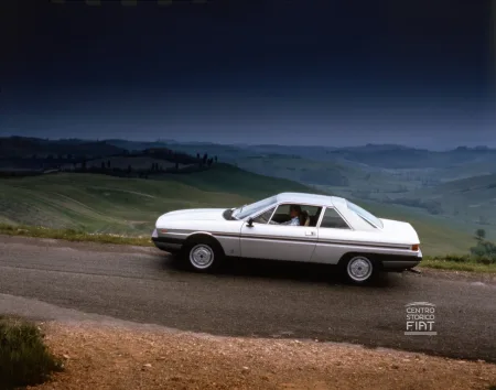 lancia_gamma_coupe-1_generace-3