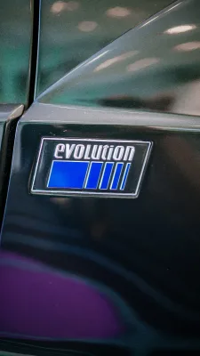 mercedes-benz-190-e-2-5-16-evolution-ii-4