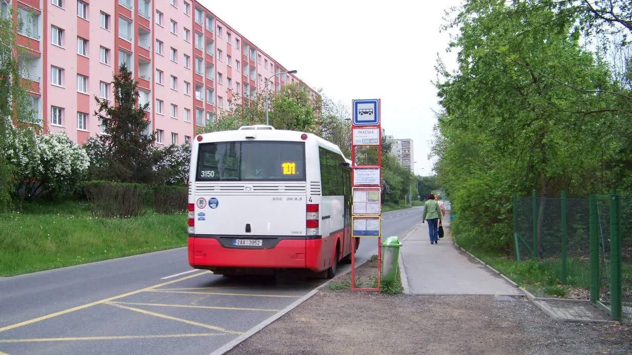 pracska-praha_autobusova_zastavka