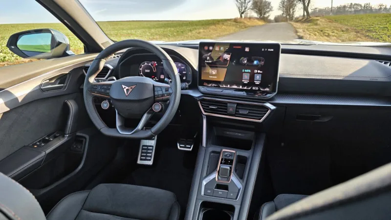 test-2026-cupra-formentor-e-hybrid-272-k-14