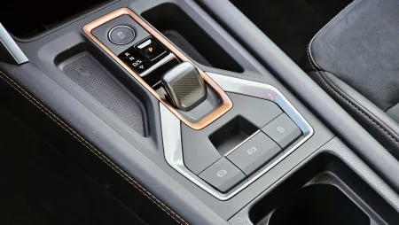 test-2026-cupra-formentor-e-hybrid-272-k-16