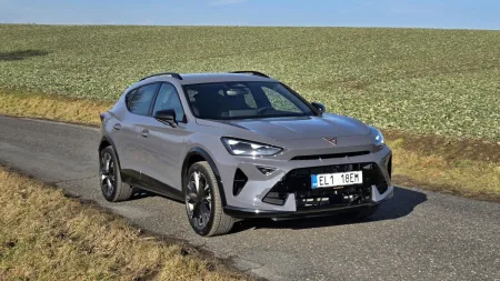 test-2026-cupra-formentor-e-hybrid-272-k-2