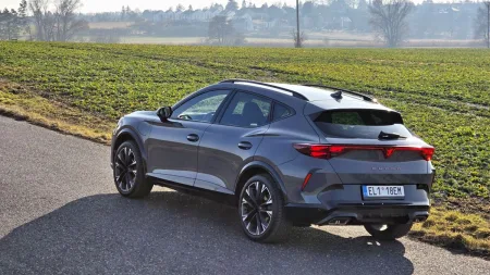 test-2026-cupra-formentor-e-hybrid-272-k-5