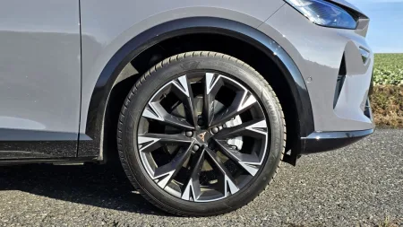 test-2026-cupra-formentor-e-hybrid-272-k-7