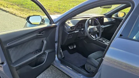 test-2026-cupra-formentor-e-hybrid-272-k-9