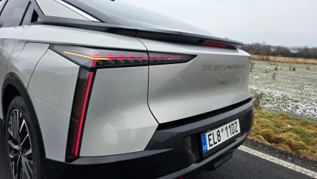 test-2026-ds-n8-long-range-elektromobil-12