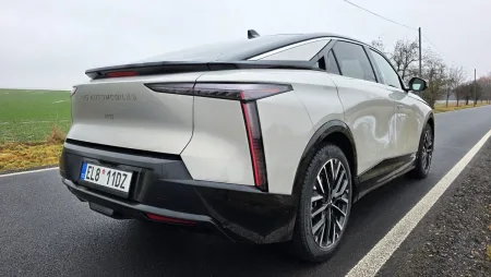 test-2026-ds-n8-long-range-elektromobil-13