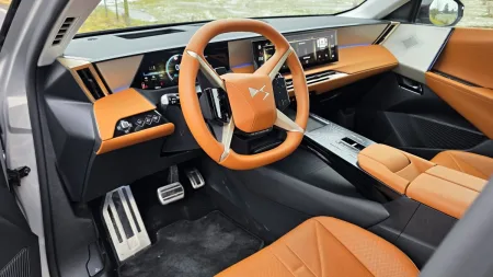 test-2026-ds-n8-long-range-elektromobil-16