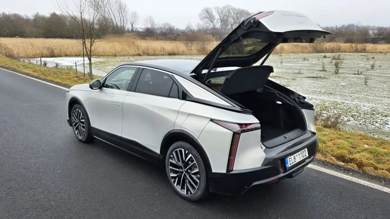 test-2026-ds-n8-long-range-elektromobil-29