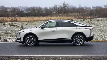 test-2026-ds-n8-long-range-elektromobil-3