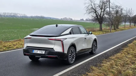 test-2026-ds-n8-long-range-elektromobil-6