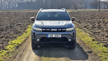 test-2026-dacia-duster-hybrid-g-150-4x4-1
