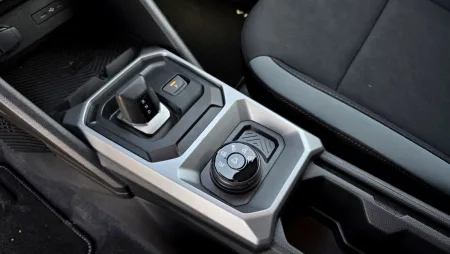 test-2026-dacia-duster-hybrid-g-150-4x4-30