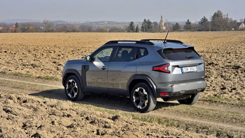 test-2026-dacia-duster-hybrid-g-150-4x4-5