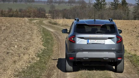 test-2026-dacia-duster-hybrid-g-150-4x4-7