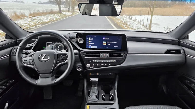 test-2026-lexus-es-300h-19