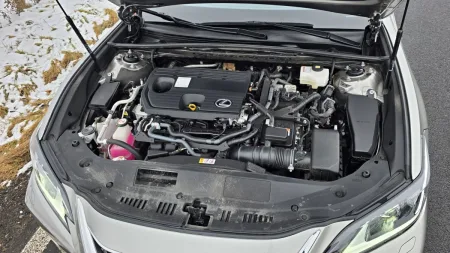 test-2026-lexus-es-300h-30