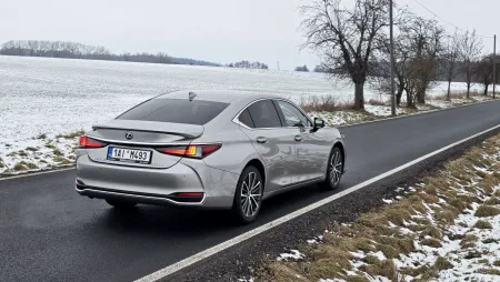 test-2026-lexus-es-300h-7