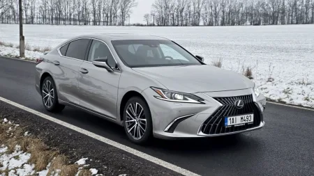 test-2026-lexus-es-300h-8