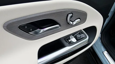 test-2026-mercedes-benz-cla-250-eq-elektromobil-16