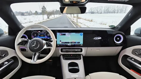test-2026-mercedes-benz-cla-250-eq-elektromobil-20
