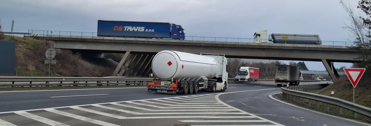 dalnice-d11-most-jirny