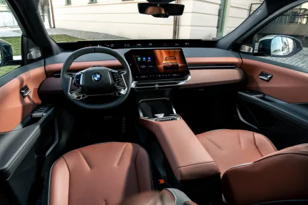 prvni-jizda-test-2026-bmw-ix3-50-xdrive-4