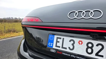 test-2026-audi-a6-e-hybrid-plug-in-hybrid-15