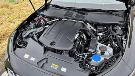 test-2026-audi-a6-e-hybrid-plug-in-hybrid-33