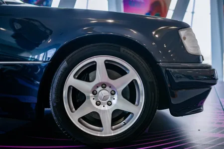 1995-mercedes-benz-e-500-limited-3