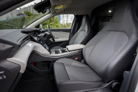 2026-ford-explorer-van-5