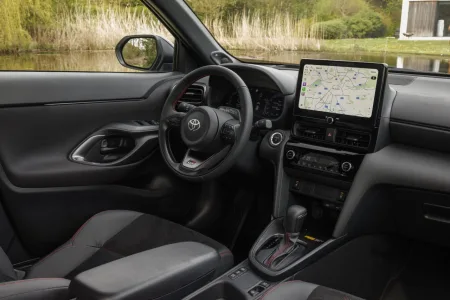 2026-toyota-yaris-cross-gr-sport-facelift-5