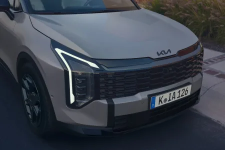 2026-kia-sportage-black-edition-3