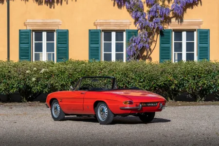 alfa-romeo-spider-duetto-1-serie-2