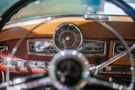 mercedes-benz-300-w186-muzeum-9