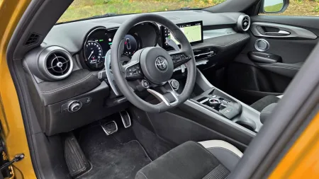 test-2026-alfa-romeo-tonale-1-5-turbo-ibrida-175-tct7-16