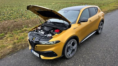 test-2026-alfa-romeo-tonale-1-5-turbo-ibrida-175-tct7-30