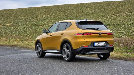 test-2026-alfa-romeo-tonale-1-5-turbo-ibrida-175-tct7-6