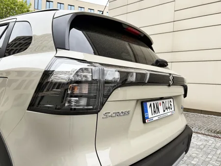 test-2026-suzuki-s-cross-1-4-boosterjet-elegance-black-edition-4x4-6at-9