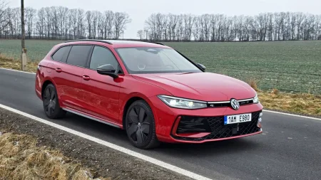 test-2026-volkswagen-passat-variant-20-tdi-143-kw-4x4-dsg-1