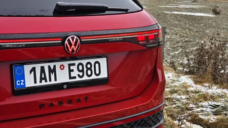 test-2026-volkswagen-passat-variant-20-tdi-143-kw-4x4-dsg-12