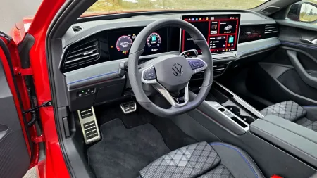 test-2026-volkswagen-passat-variant-20-tdi-143-kw-4x4-dsg-15