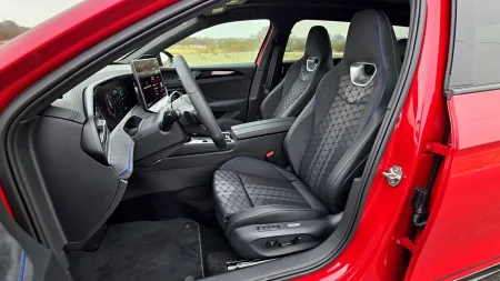 test-2026-volkswagen-passat-variant-20-tdi-143-kw-4x4-dsg-21