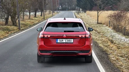 test-2026-volkswagen-passat-variant-20-tdi-143-kw-4x4-dsg-7