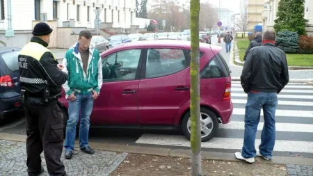 parkovani-na-prechodu-pro-chodce