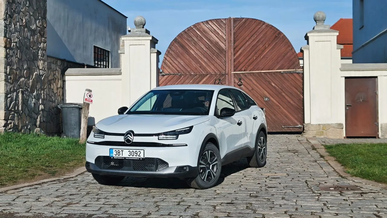 test-2026-citroen-c4-1
