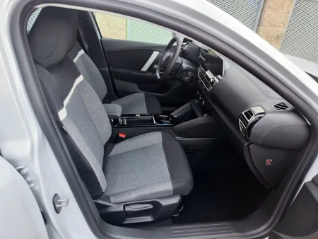 test-2026-citroen-c4-10