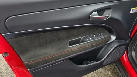 test-2026-elektromobil-alfa-romeo-junioe-elettrica-veloce-19