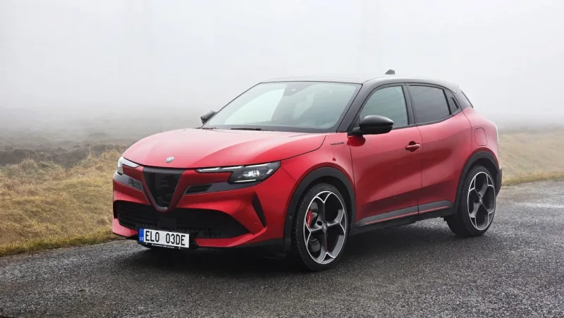 test-2026-elektromobil-alfa-romeo-junioe-elettrica-veloce-2